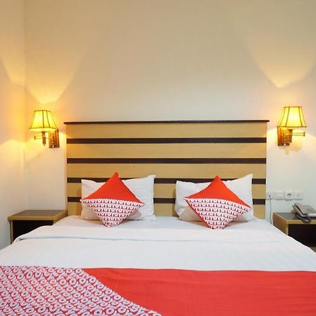 Yuta Hotel Manado Eksteriør bilde