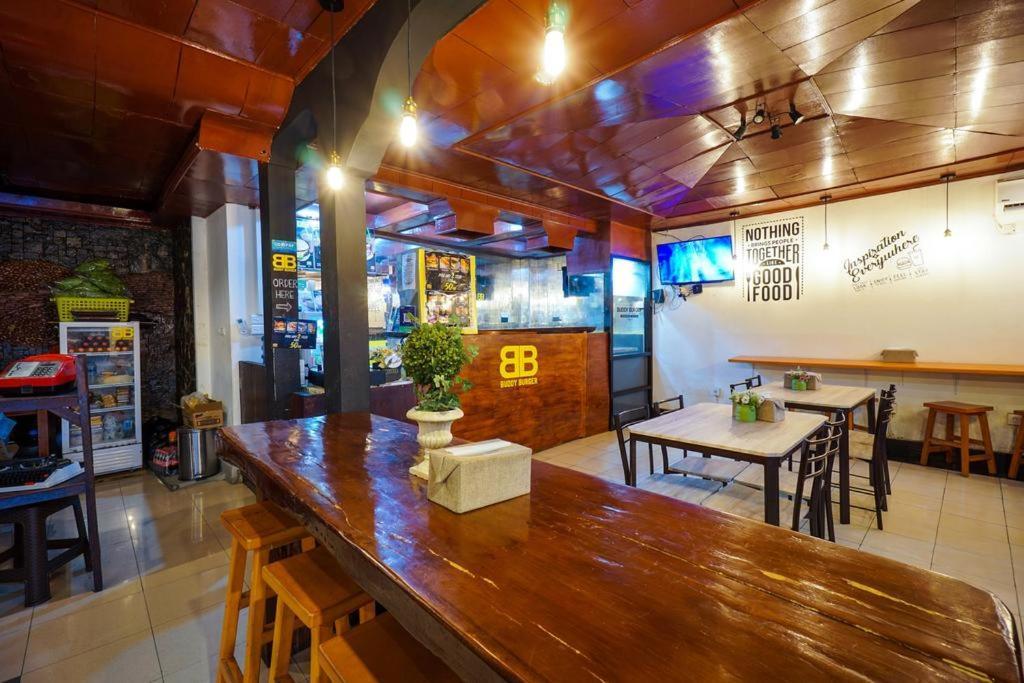 Yuta Hotel Manado Eksteriør bilde