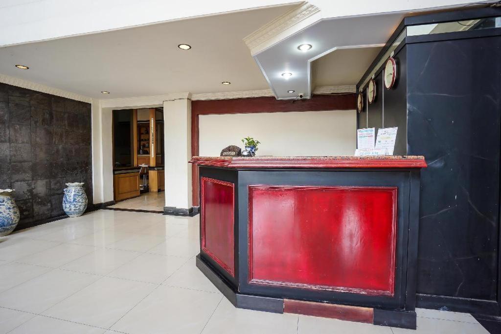 Yuta Hotel Manado Eksteriør bilde